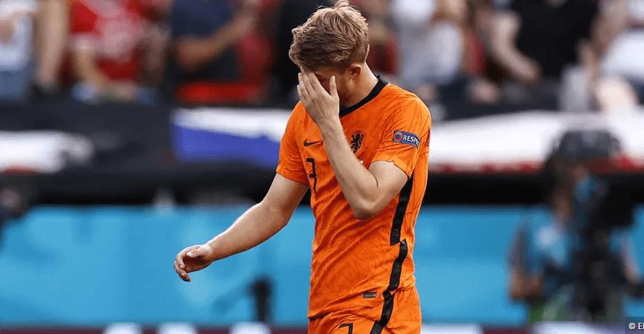 居莱尔：教练希望我在后场接球并组织进攻，我觉得完成得不错