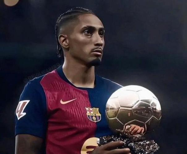 拉菲尼亚：内马尔不需要向任何人证明什么，他一定会去世界杯