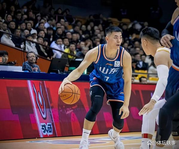 山东输上海也不亏!约翰逊强攻坚带队追分,王证再度证明射手潜力