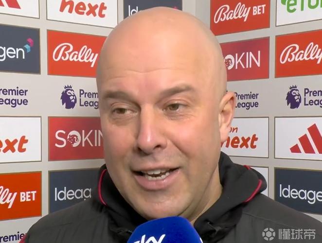 斯洛特：现在几乎所有球员都能胜任战术要求，之前不总是如此