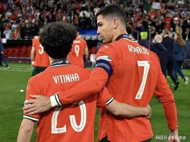 40岁C罗没有特权！无缘葡萄牙大名单 主帅：先在俱乐部踢上球再说