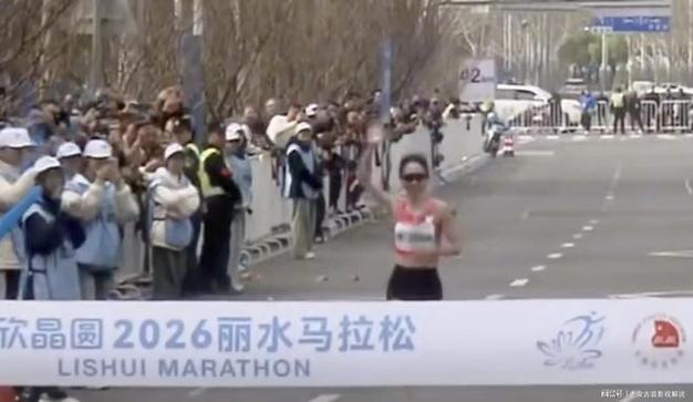 辞职后0冠！35岁张水华4天后再冲冠：几乎稳拿4万奖金 高手都没来