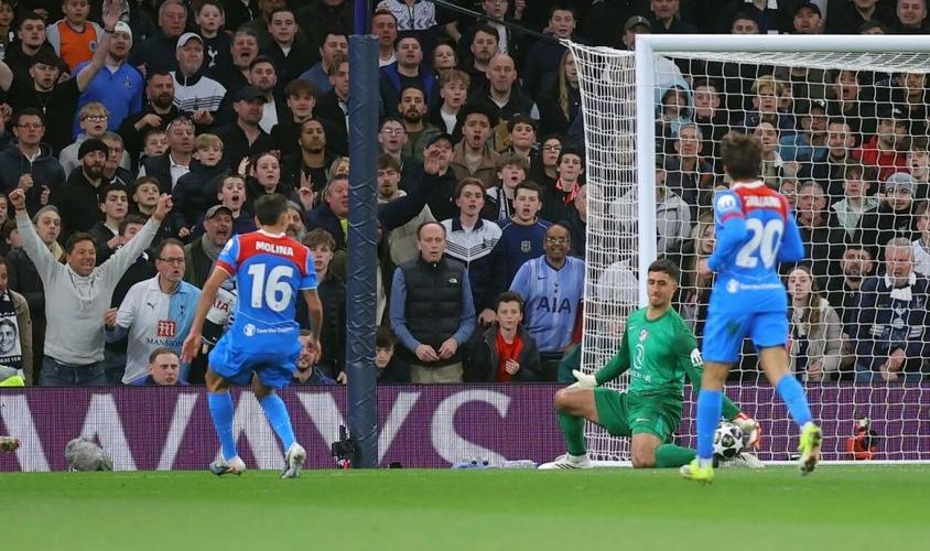 【欧冠】西蒙斯双响制胜热刺，小蜘蛛传射护马竞晋级