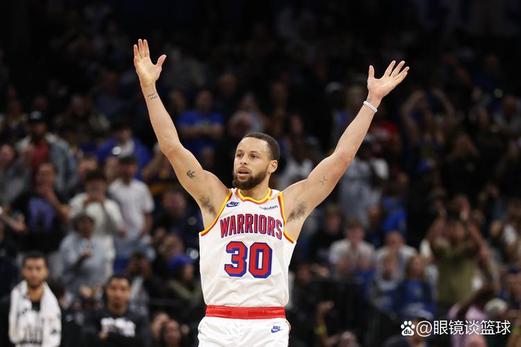 库里后场三分命中率（库里后场三分球视频）