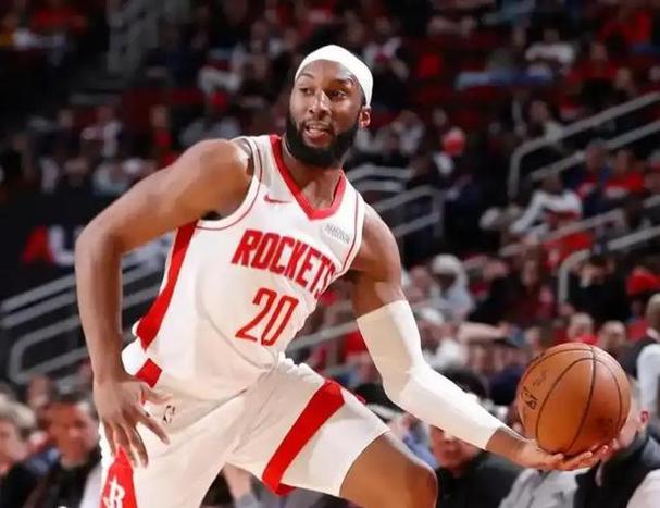 湖人124-116再胜火箭 球员评价：2人满分，6人及格，1人低迷