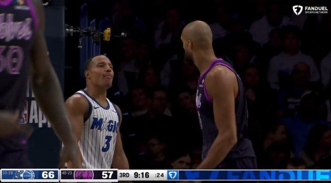 戈贝尔“黄油手”引吐槽？芬奇：别诉苦，接着传！