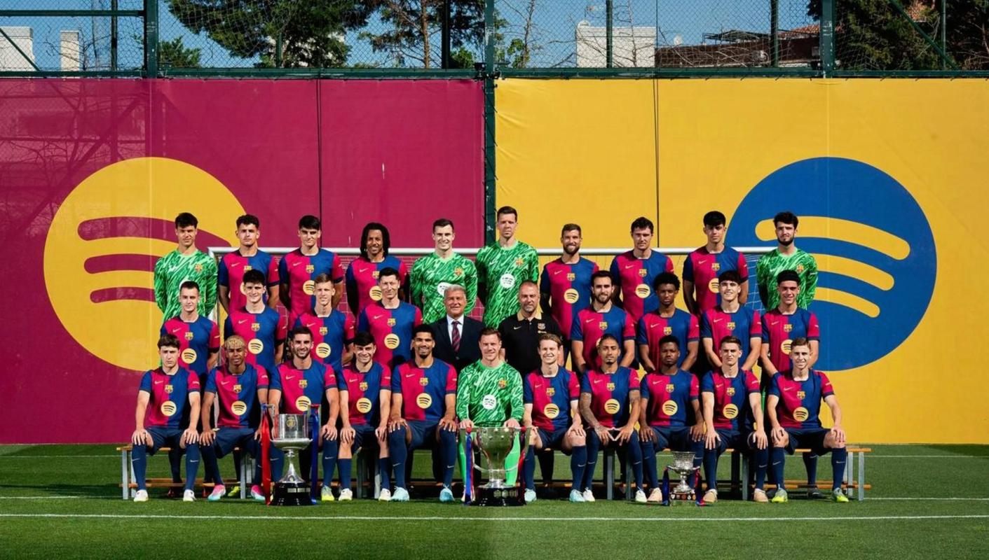 世体：纽卡球迷远征巴萨客场表现堪称文明典范，双方气氛和睦