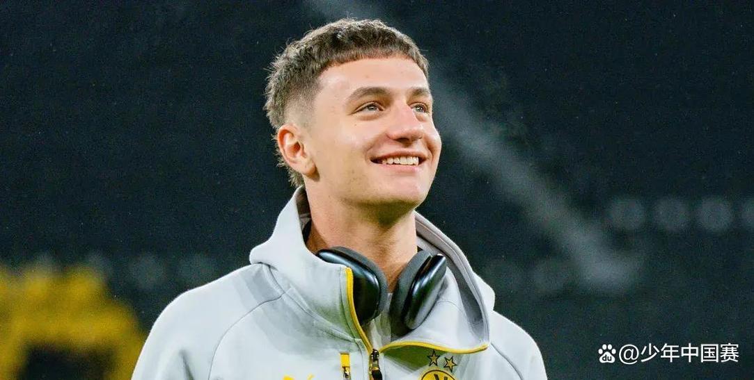 图片报：多特即将和18岁后卫雷贾尼续约3至4年