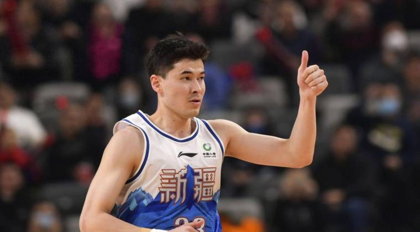 新疆官宣新小外！属双能卫，防守不错，但体重轻能否高强度对抗？