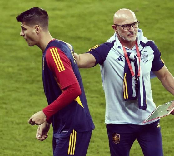 阿斯：西甲赛场发挥出色，穆尼奥斯入选西班牙国家队初选名单