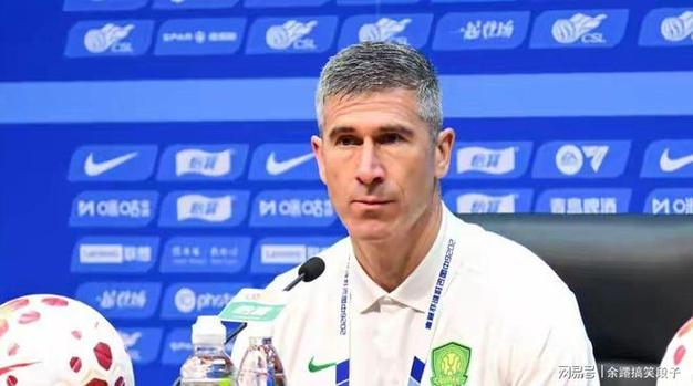 蒙哥马利谈点球漏判：过去的事情不能改变，永远尊重裁判决定