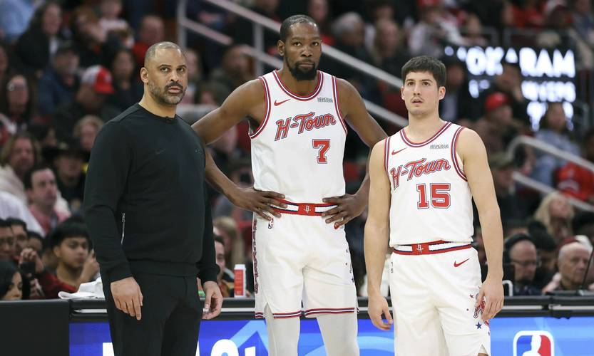 火箭变阵收奇效：6人上双+5人15+ 杜兰特引五高首发复仇尼克斯