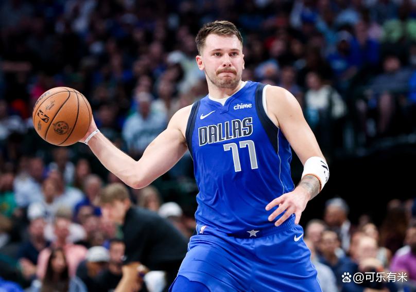 胜骑士发布会！雷迪克爆赞东詹，解析三月15胜2负，展望下场雷霆