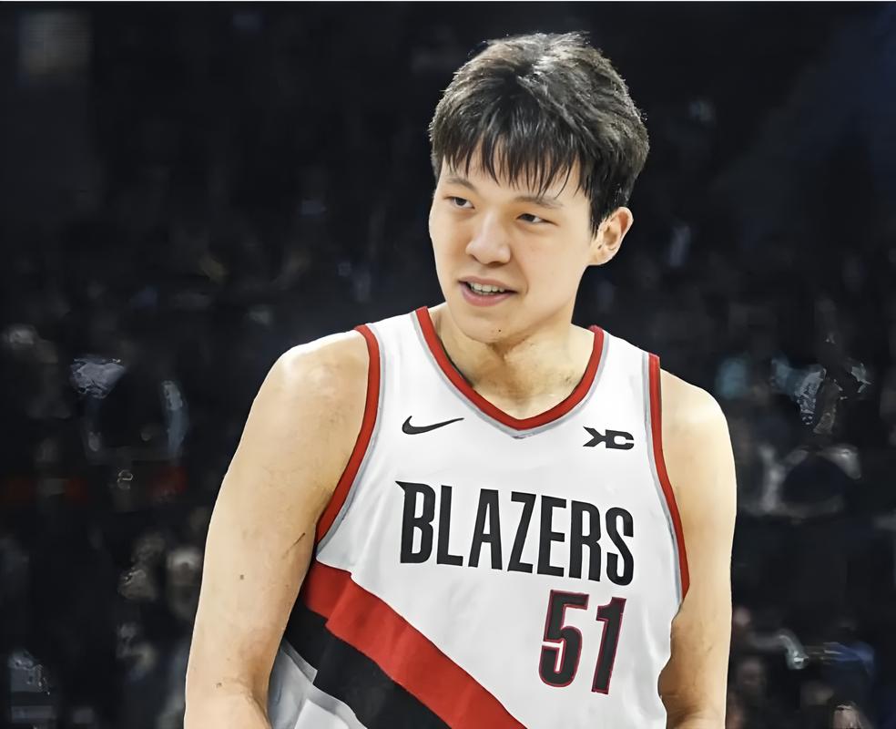 混音晋级,谁注意杨瀚森?表情疲惫尽力贡献,能与全队顺畅沟通