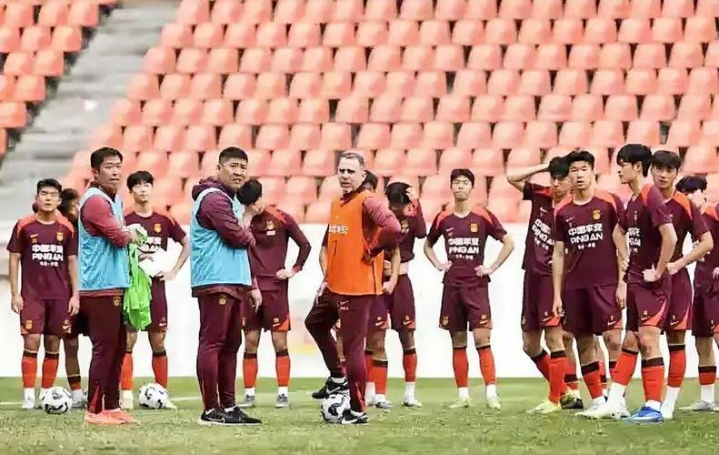 久尔杰维奇：征战土伦杯我们可能无法召集所有参加联赛的球员