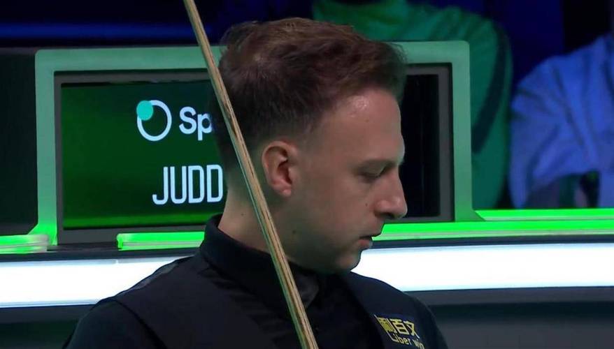 轰1杆破百6杆50+！特鲁姆普10-4轻取罗伯逊，跻身巡回锦标赛决赛