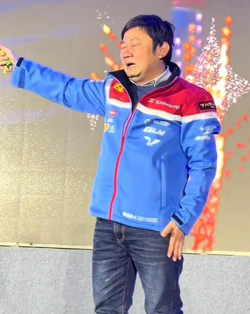 张雪：我们现在中国的车手跑不快，没有训练体系