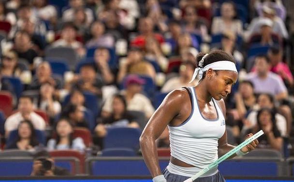 乌女将重挫凯斯突破美第一道防线，决赛挑战佩古拉能一黑到底？