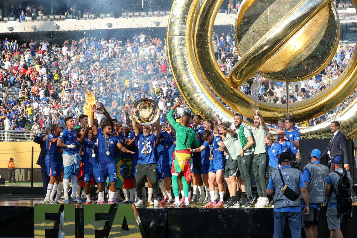 梅西征服美国体坛！上座率超超级碗，特朗普直呼橄榄球得改名