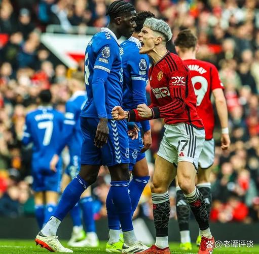 特维斯加盟曼城？埃弗拉：我当时就打电话给他说要打断他的腿