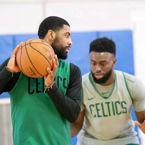 在哪能看2019nba(在哪能看到祖院长和曾琪的视频)