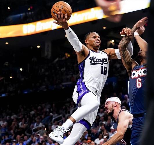 雷霆123-87大胜残阵湖人，亚历山大三节25+8，八村垒15+5