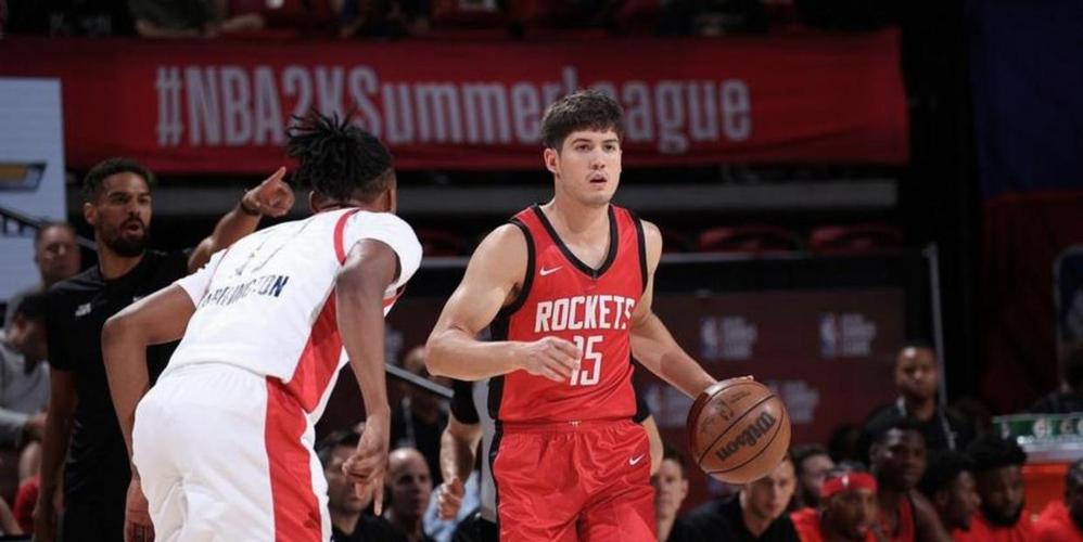 火箭阵容搭建完毕！首发提空间流畅，替补深度增加，乌度卡也觉醒