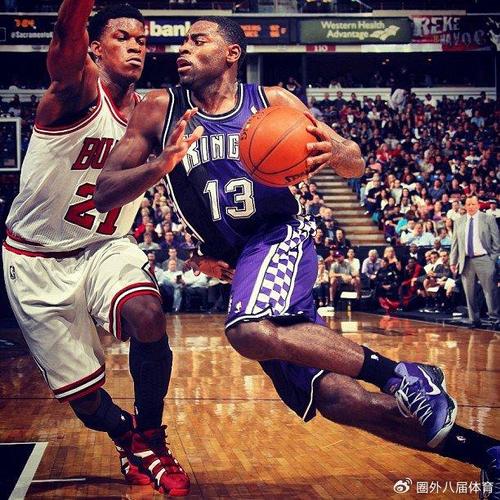 泰瑞克埃文斯还能回nba吗?(泰瑞克埃文斯半场超远三分)