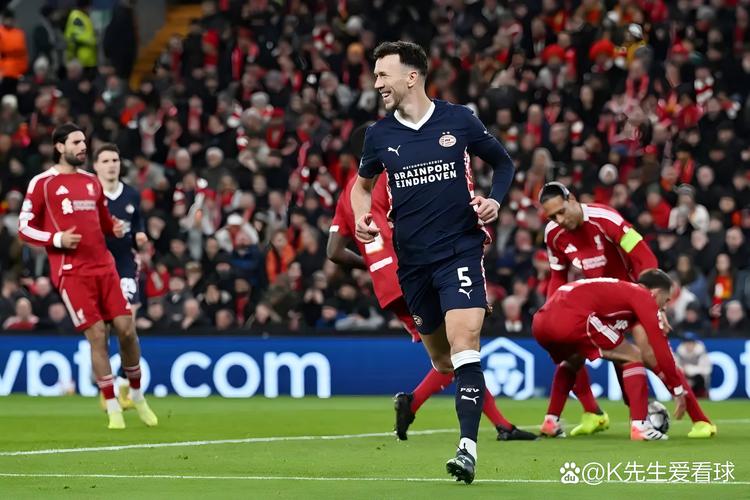 斯洛特：不能说我们比赛思路有问题，这更说明巴黎到底有多强