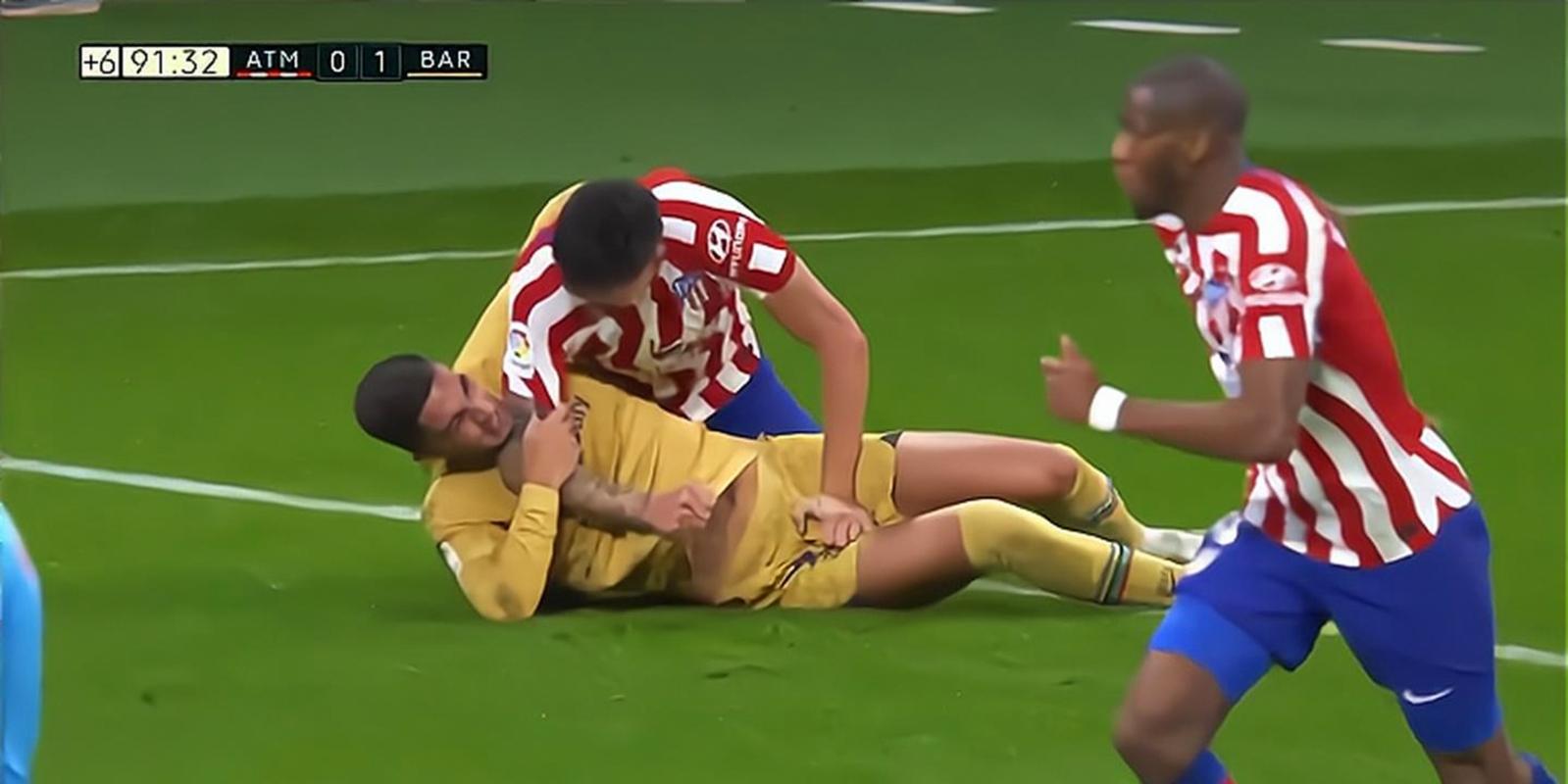 世体：巴萨曾5次在次回合追回2球及以上，逆转马竞并非不可能