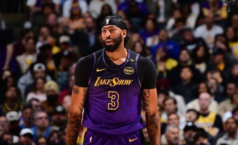 戴维斯透露被湖人交易内幕：交易前我什么都不知道