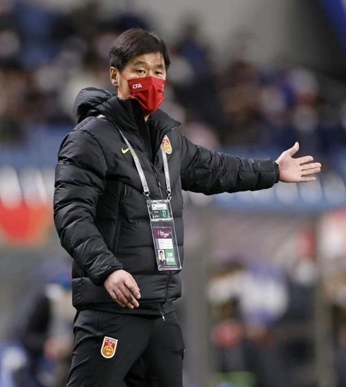 字母无缘明日主场收官战！总经理：在乎一个人不代表事事言听计从