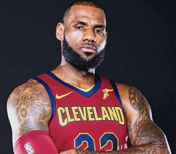 雷迪克:詹姆斯展现了强大的领导力,为整支球队奠定了基调