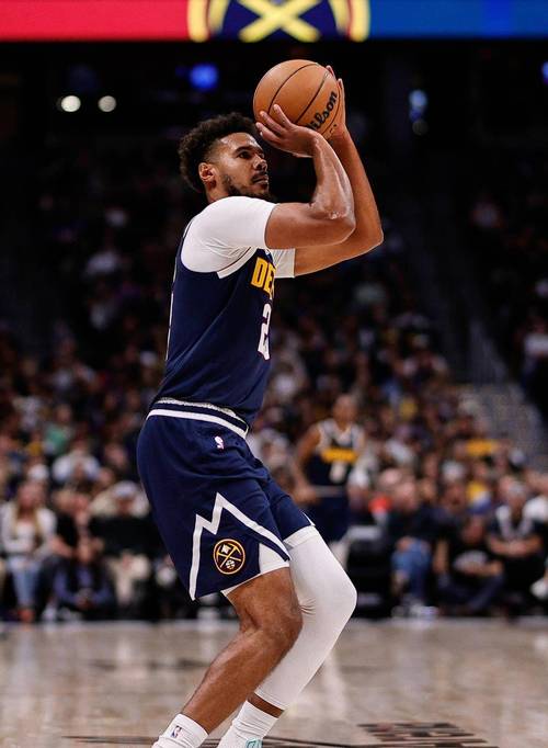 17人缺席!掘金大胜雷霆11连胜创约基奇时代纪录 瓦兰23+17