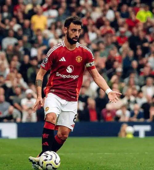 B费揭秘曼联蜕变：告别阿莫林灾难期，赢球秘诀竟是“挨揍”？